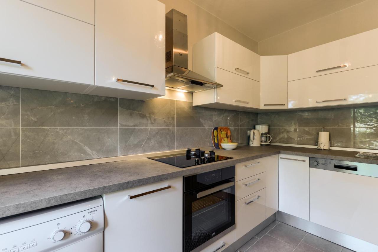 Apartament Andjela 2 *